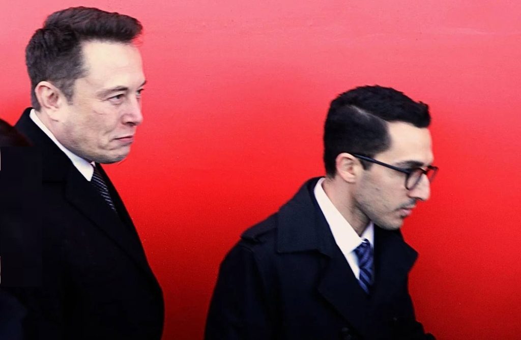 یار ایرانی ایلان ماسک از تسلا اخراج شد